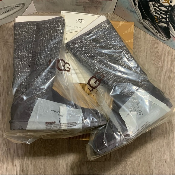 New UGG Australia Womens Camaya Boot Leather Tall Boot Charcoal Size 5, 6 - Picture 13 of 16